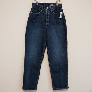 Old Navy Curvy Extra High-Waisted Button-Fly Sky-Hi Straight Jeans for Women - 6